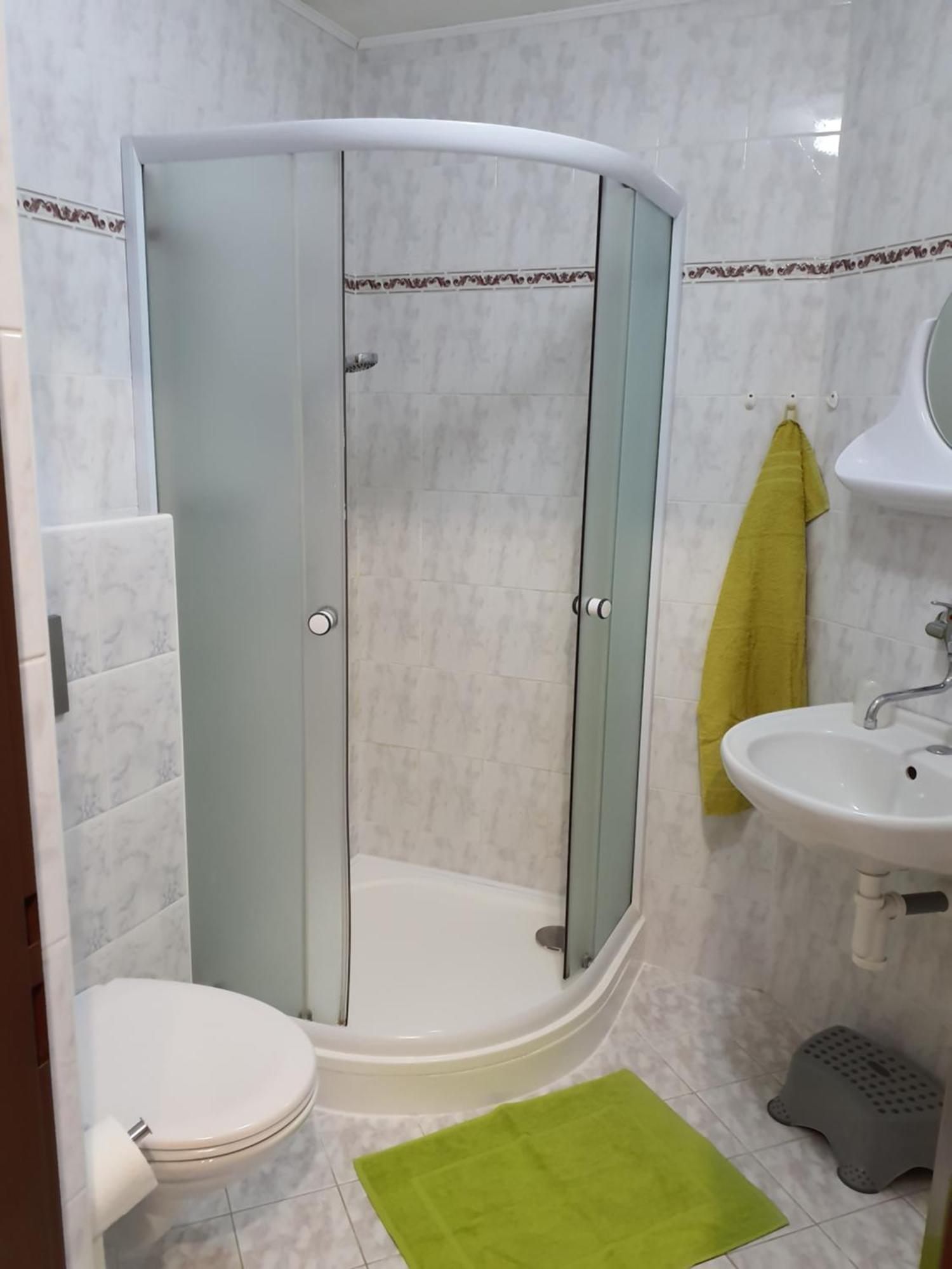 Apartmany - Privat Pacholik Рокитнице над Ийзероу Екстериор снимка